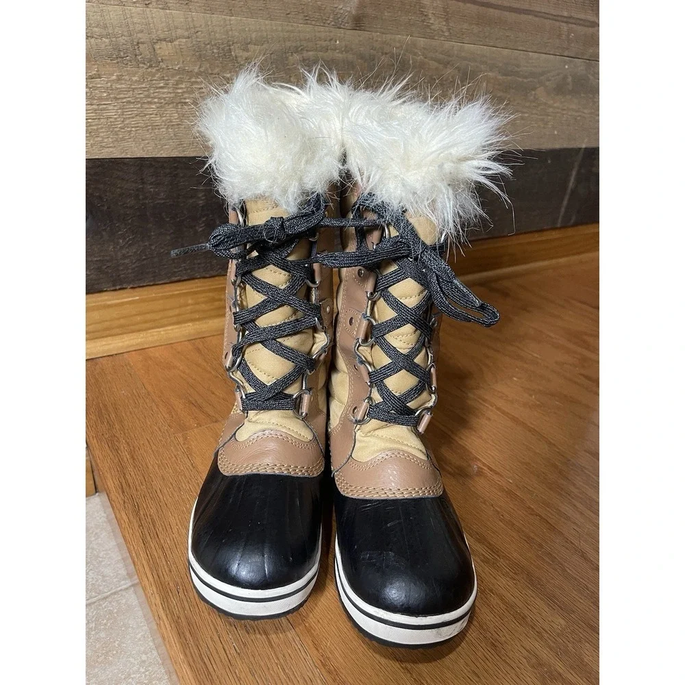 Sorel Tofino II Waterproof Boots Curry Fawn Women Size 5
